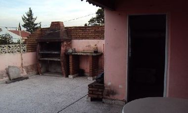 Departamento Tipo Casa en venta en Lanus Este