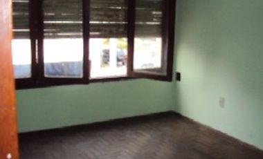 Departamento Tipo Casa en venta en Lanus Este