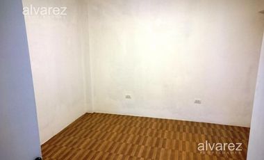 Casa Ph 2 Ambientes Venta Castelar Centro