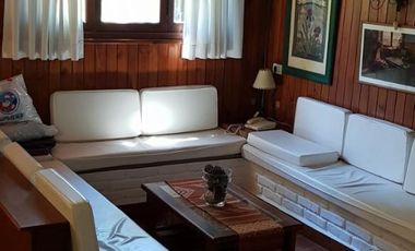 Carilo- hermosa casa en Venta