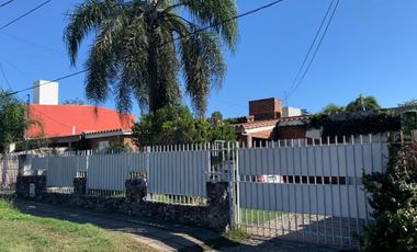 Venta Hermosa Casa + Departamento Villa Allende