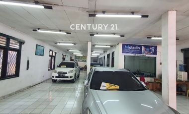 Dijual Showroom Mobil Bekas Strategis Di Jalan Raya Pamulang