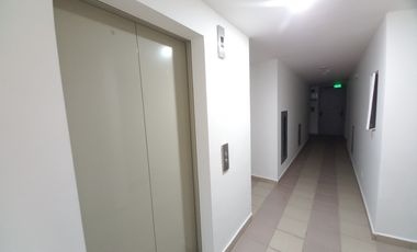 apartamento en arriendo en c.r bosque reservado piso 8. Cod A13743