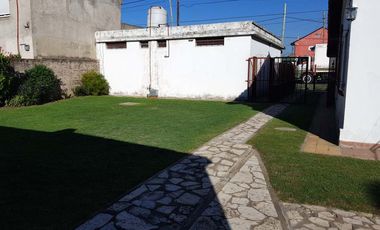 Chalet en venta en Burzaco Este