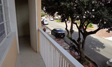 COD. 5875 - SE VENDE APARTAMENTO - BARRIO: SAN ALONSO