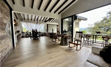 Venta de Casa Campestre en La Ceja