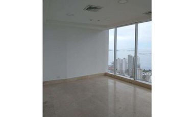 Venta de oficina en Marbella, Calle 50 (FF Tower) GTA