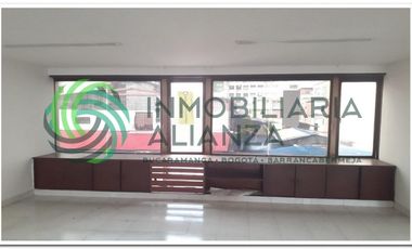 oficina en arriendo en centro. Cod A953