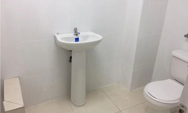 Se Alquila Local  106.88 Mts Albrook USD$1,213,oo+Itbms 11