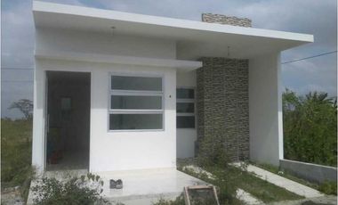 SE VENDE CASA BARRIÓ VALLEJO
