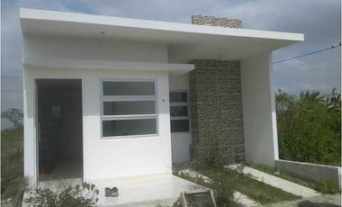 SE VENDE CASA BARRIÓ VALLEJO