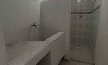 casa en arriendo en el rodeo. Cod A1761