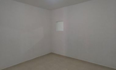 casa en arriendo en el rodeo. Cod A1761