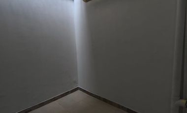 casa en arriendo en el rodeo. Cod A1761