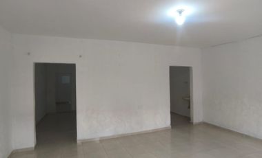 casa en arriendo en el rodeo. Cod A1761