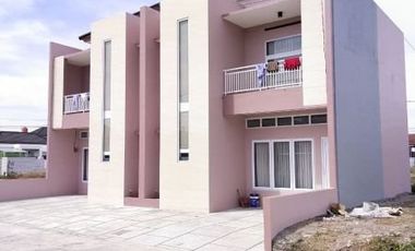 rumah mewah 2 lantai di perumahan bahagia asri kiara asri