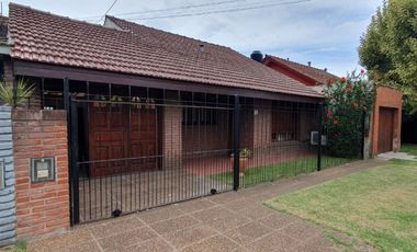 Casa - Chalet en Venta en Villa Primera