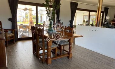 Parcela en venta 5D 4B Piscina Sta Cecilia en El Monte
