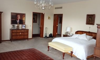 CASA EN VENTA EN BOSQUES DE LAS LOMAS