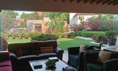 CASA EN VENTA EN BOSQUES DE LAS LOMAS