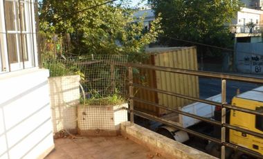 dúplex 2 y medio ambientes con garaje, RIVADAVIA 61. APTO CREDITO