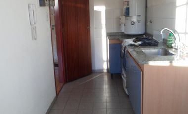dúplex 2 y medio ambientes con garaje, RIVADAVIA 61. APTO CREDITO