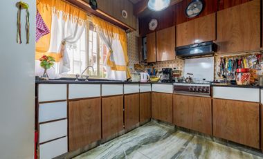 VENTA / PERMUTA - Casa 3 Dormitorios - Cochera - Ludueña, Rosario.