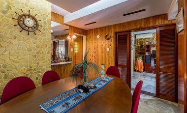 VENTA / PERMUTA - Casa 3 Dormitorios - Cochera - Ludueña, Rosario.