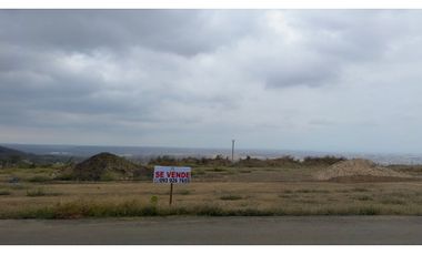 TERRENO EN VENTA EN LAS FALDAS DEL CERRO DE MONTECRISTI