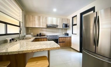 CASA EN VENTA CON ROOF Y ACABADOS RESIDENCIALES