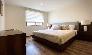 CASA EN VENTA CON ROOF Y ACABADOS RESIDENCIALES