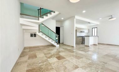 Venta de Casa en Imperio Conkal Mérida