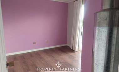 Espaciosa Casa en excelente barrio residencial