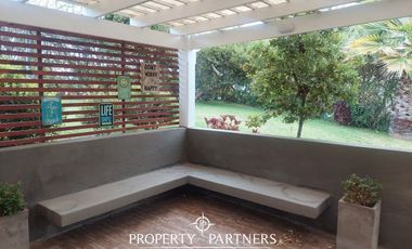 Espaciosa Casa en excelente barrio residencial