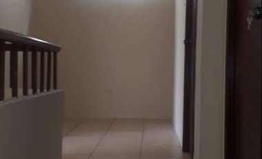 Venta de amplia casa de 3 dormitorios en Metrópolis 2 - Avda. Terminal Terrestre Pascuales