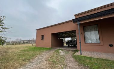 Casa quinta en venta de 2138m2 ubicado en Mercedes