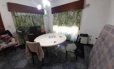 Casa en venta en Ezpeleta Este