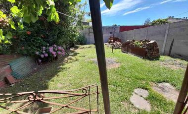 Casa en venta en Ezpeleta Este