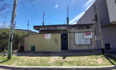 Casa en venta en Ezpeleta Este