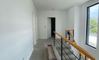 Casa en venta en Bella Vista en construcción