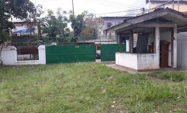gudang besar lokasi stratageis di buahbatu bandung