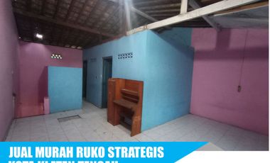 RUMAH MURAH COCOK UNTUK USAHA DI JALAN RAYA GUMULAN KLATEN
