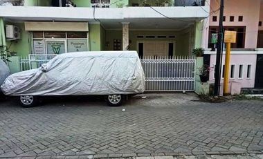 RUMAH LOKASI JALAN BERLIAN KAYURINGIN BEKASI SELATAN