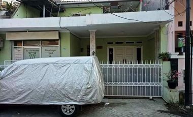 RUMAH LOKASI JALAN BERLIAN KAYURINGIN BEKASI SELATAN