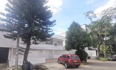 casa en arriendo en la flora. Cod A8564442