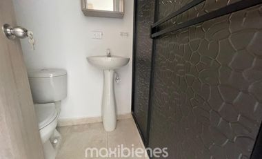 local en arriendo en la ceja. Cod A65871