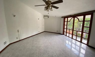 Linda casa en Bugambilias