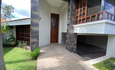 Linda casa en Bugambilias