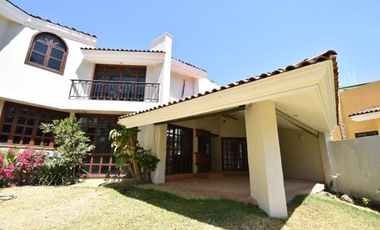 Linda casa en Bugambilias