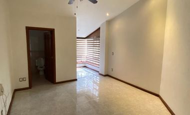 Linda casa en Bugambilias